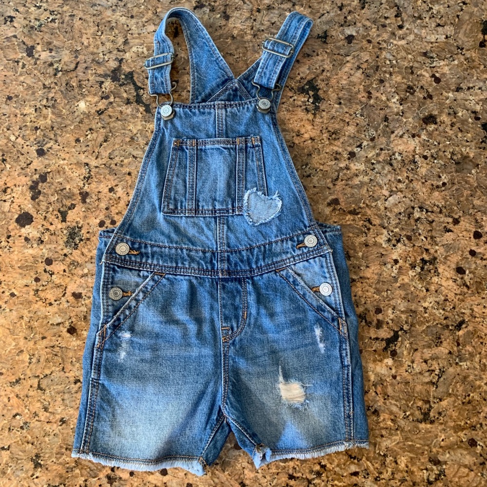 Gap denim (shorts) overalls, size 3